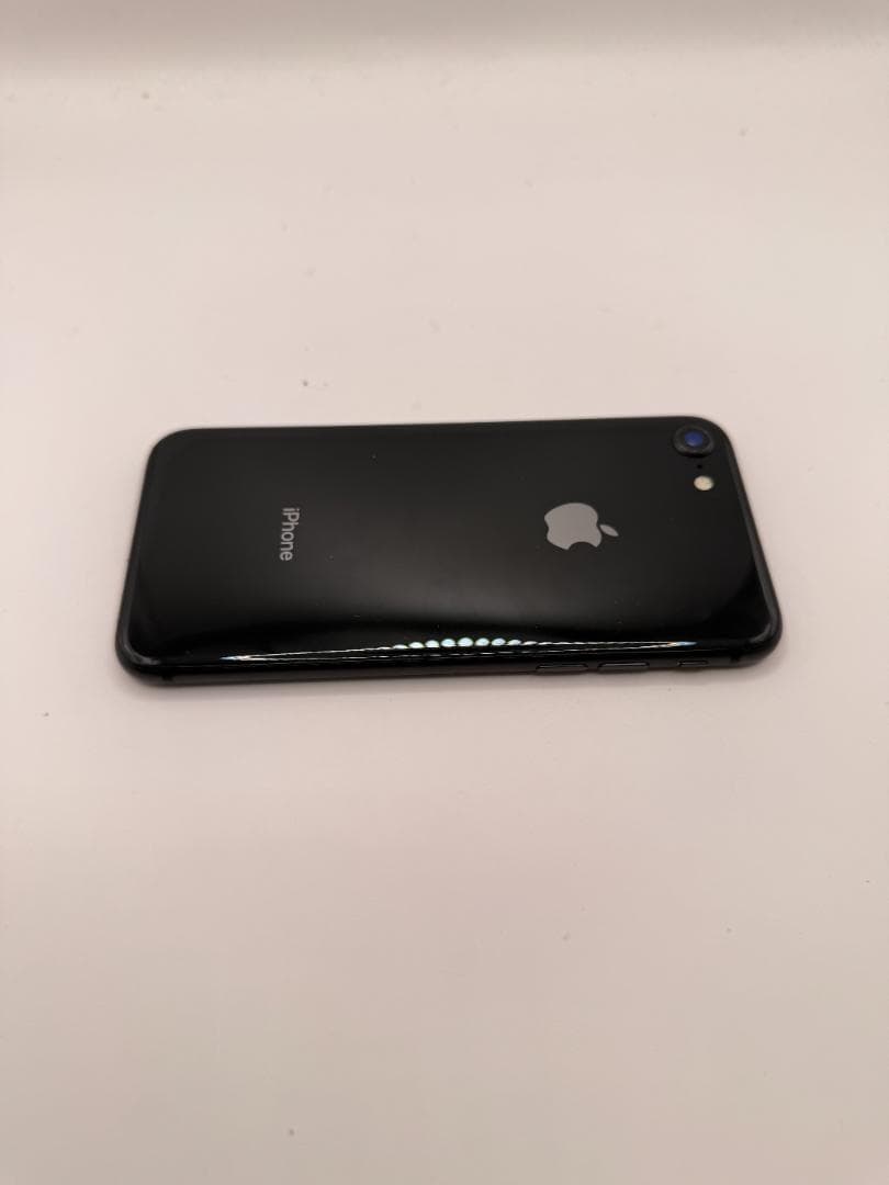 iPhone 8 64GB 動作良好 SIMなし AU