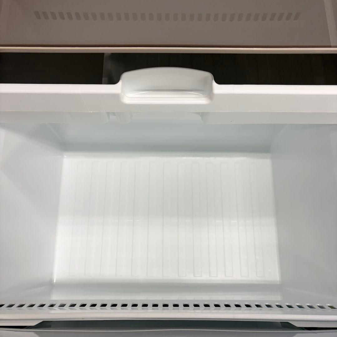 942 大人気3ドア 冷蔵庫 大型 300L〜400L 極美品 自動製氷機付