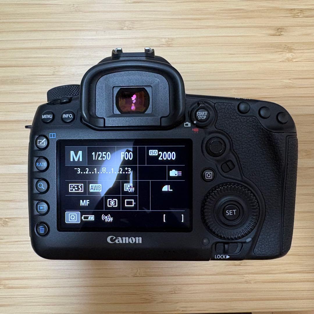 Canon EOS 5D Mark IV 本体
