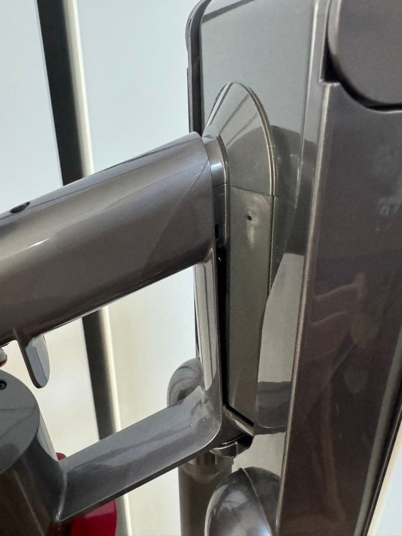 【たま様】ダイソン 掃除機 Dyson V11 Fluffy ジャンク品