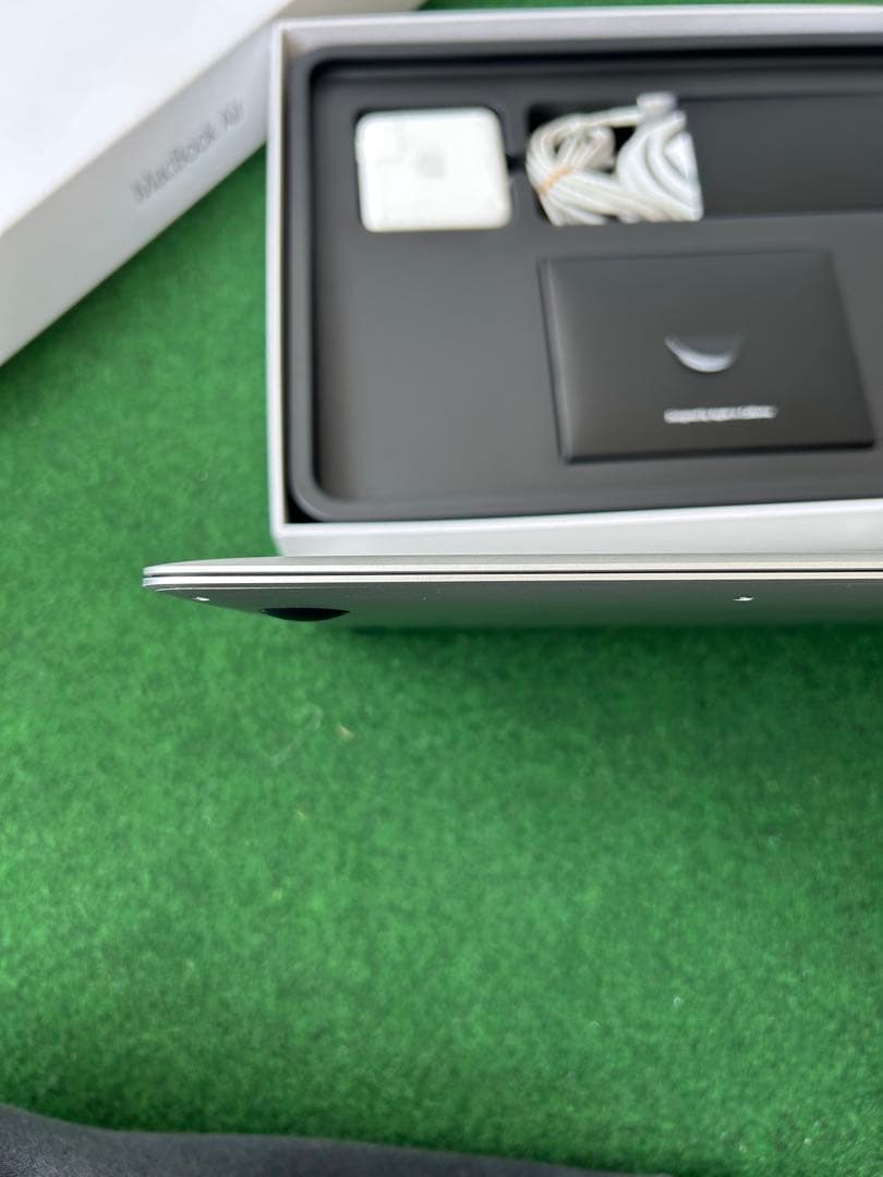 MacBook Air 13インチ　128GB