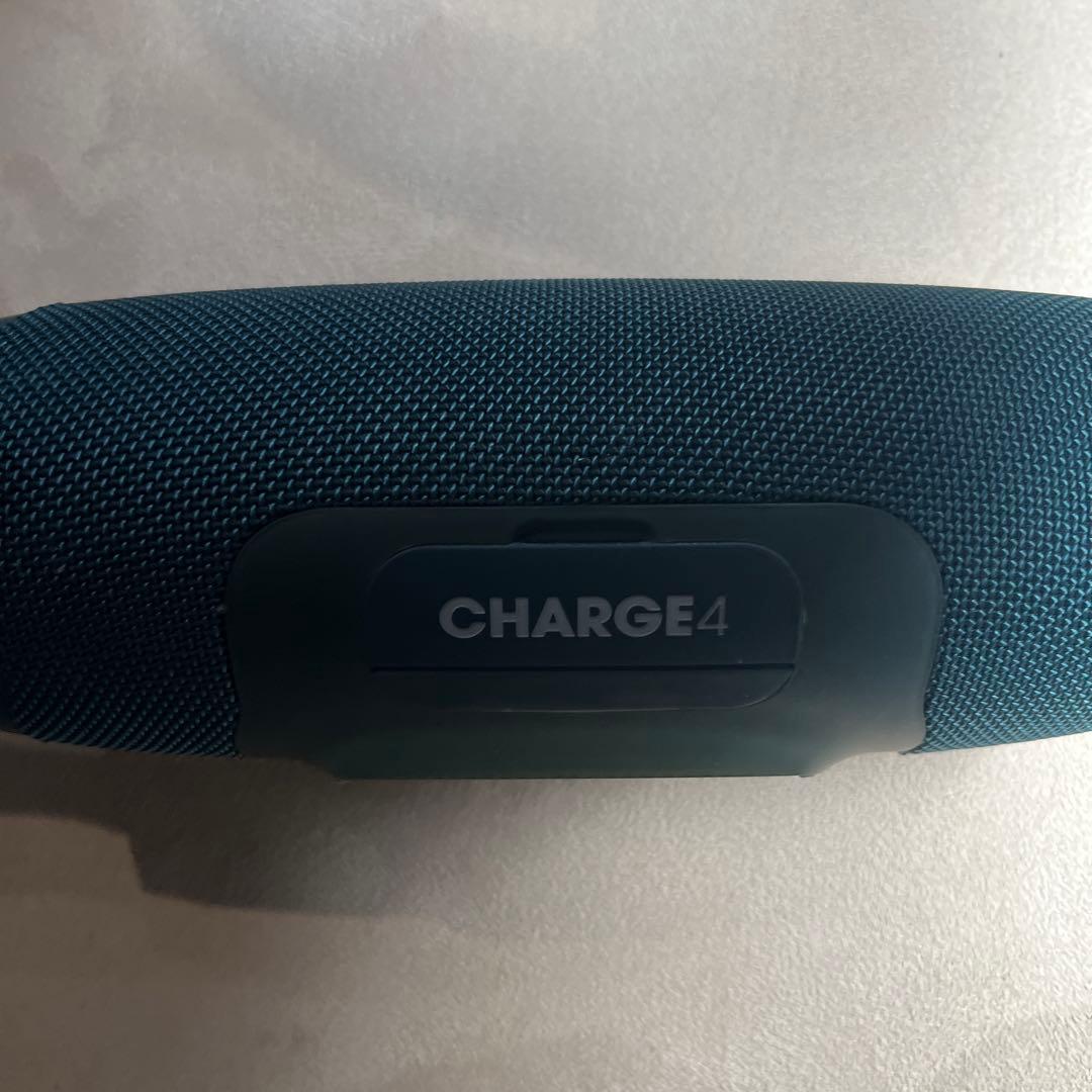 【美品】JBL charge4 Bluetoothスピーカー （本体のみ）