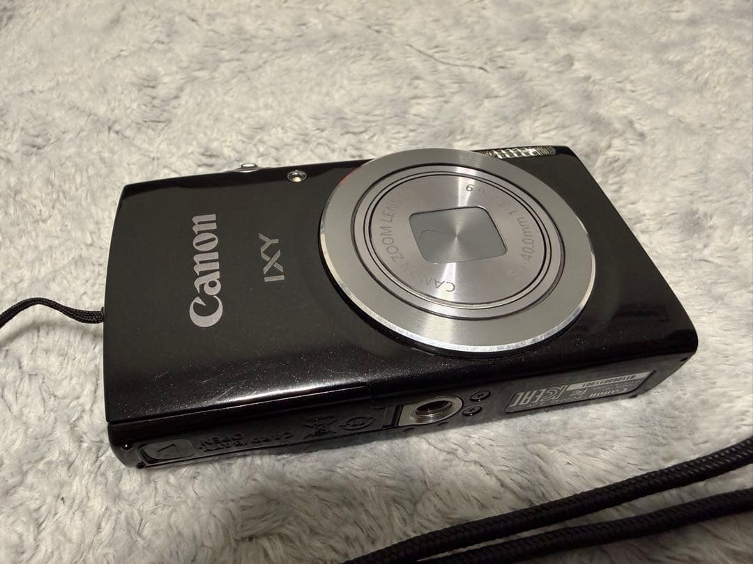 デジタルカメラ　Canon ixy120