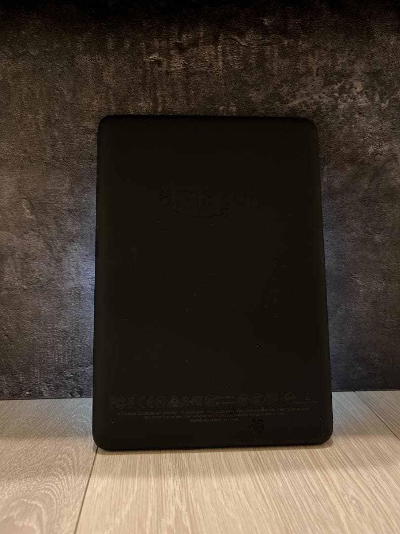 Kindle Paperwhite 第10世代（防護フィルム・専用カバー付き）
