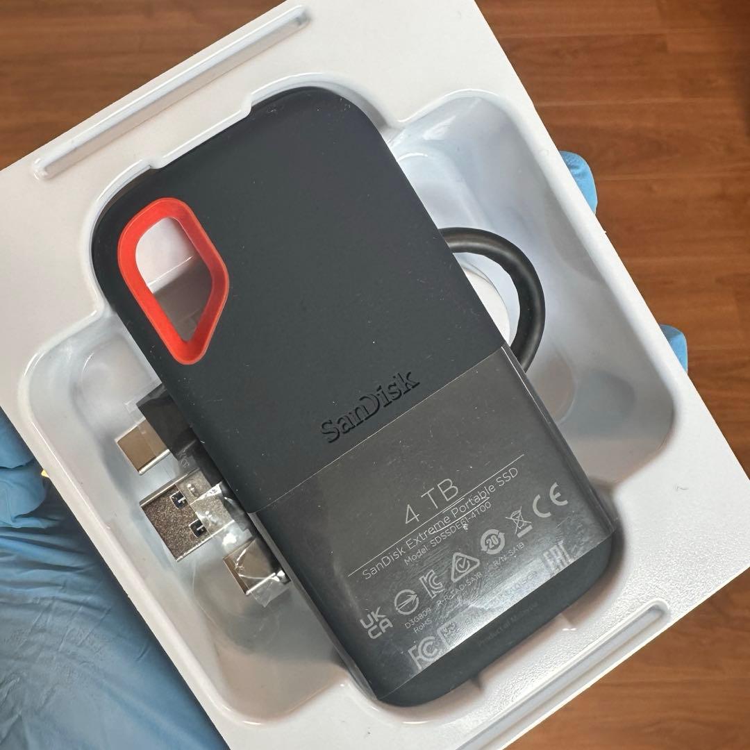 【美品】SanDisk SSD 4TB SDSSDE61-4T00-G25