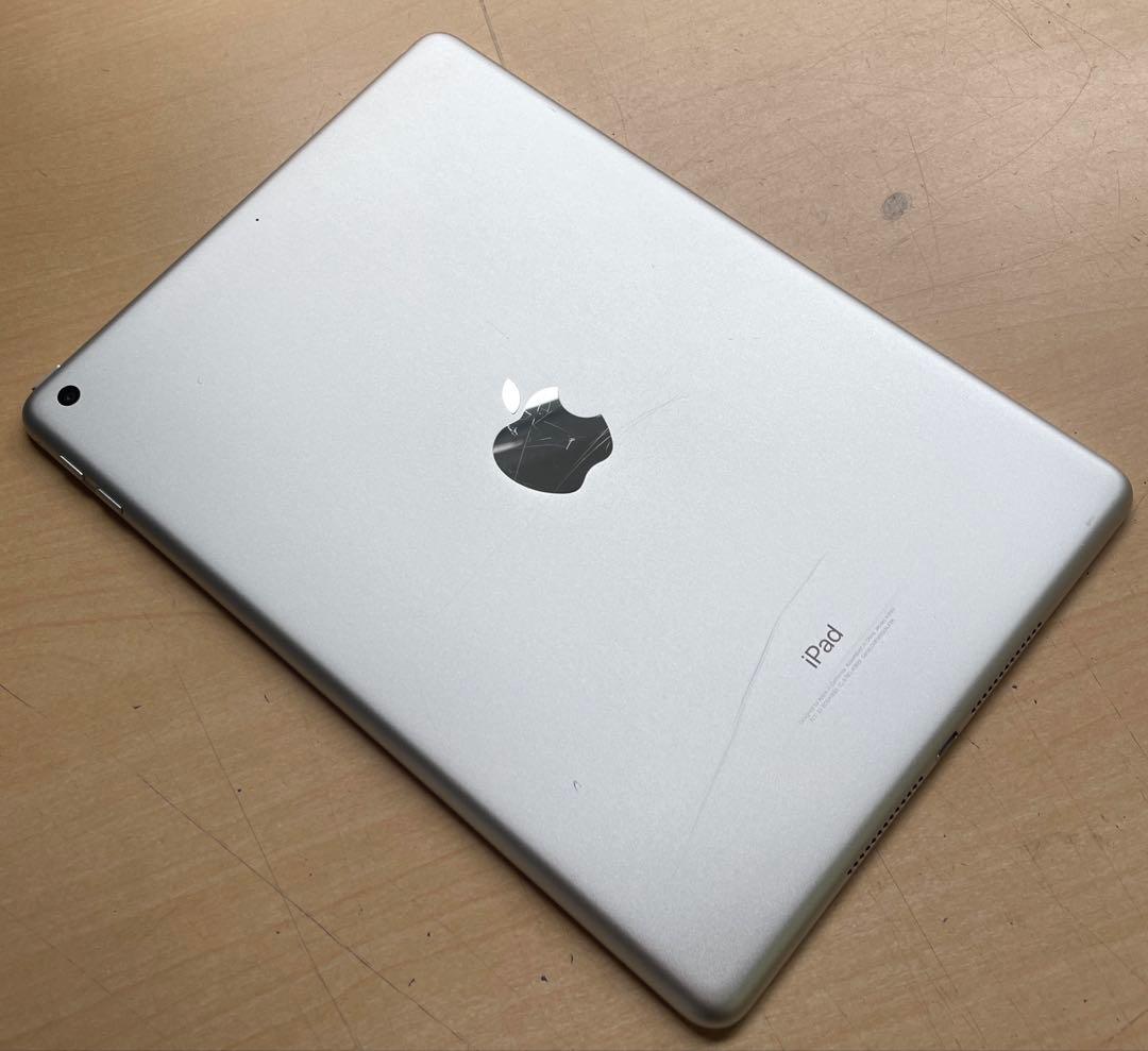 iPad 第6世代　Wi-Fiモデル　シルバー　32GB A1893 #4