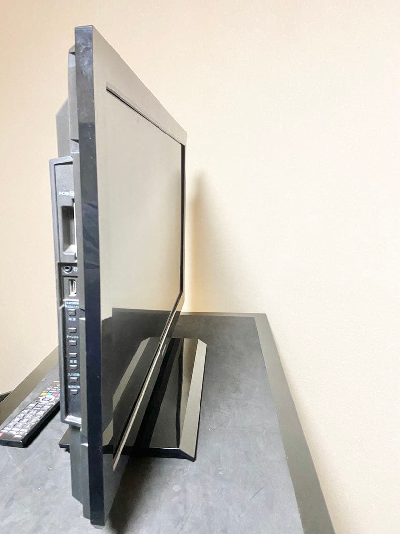 【すぐ使えます】TOSHIBA 32型テレビ｜HDMI×2｜純正リモコン付｜