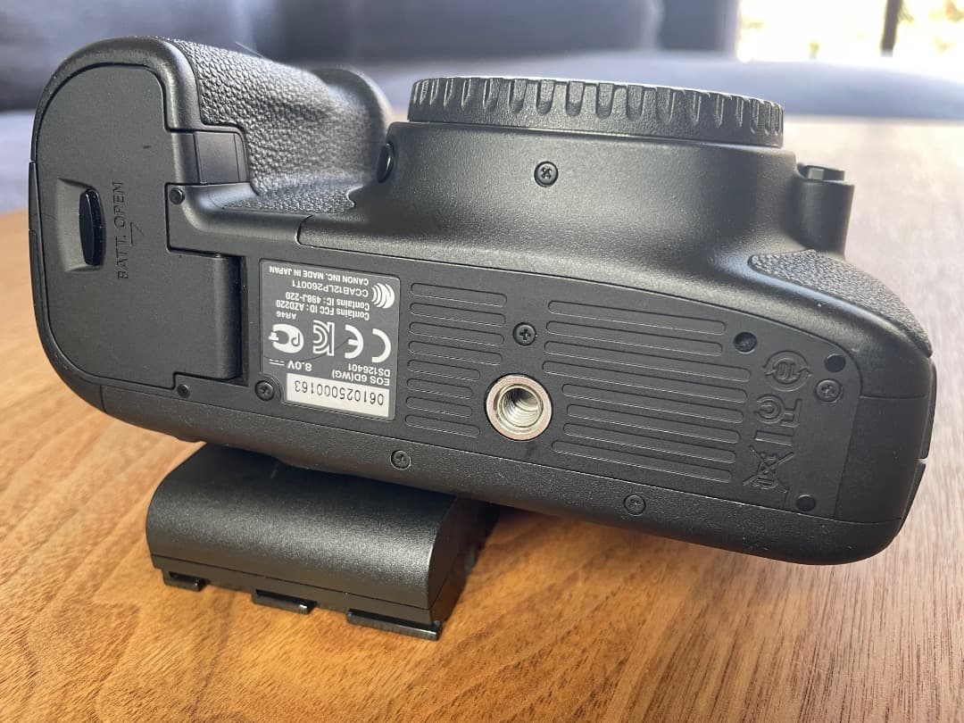【美品】Canon EOS 6D（防湿庫管理・使用頻度少）