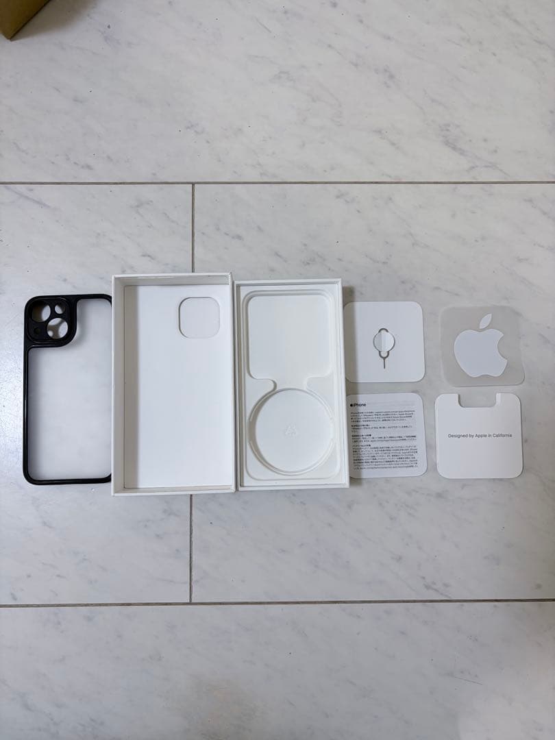 Apple iPhone 13 minミッドナイト　本体