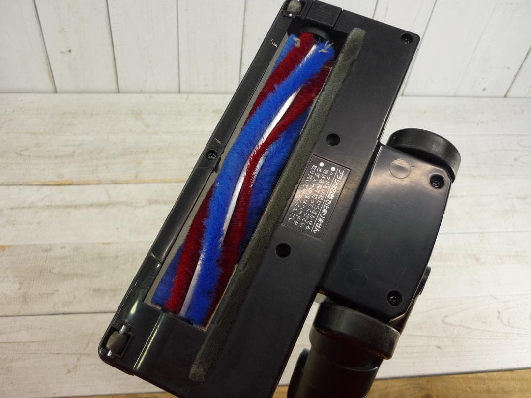 アイリスオーヤマ　充電式サイクロンスティッククリーナー USED　T20265