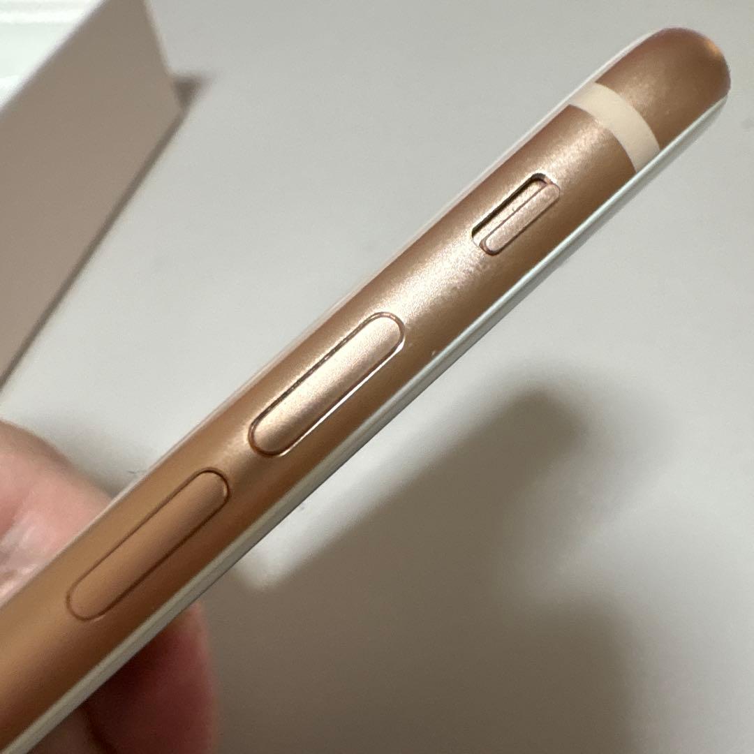 Apple iPhone 8 ゴールド 本体【美品】SIMフリー