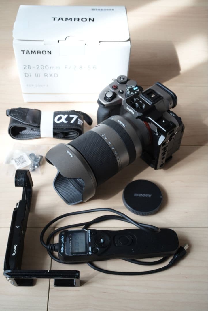 SONY α7IV TAMRON 28-200mm Rig スキンシール貼付