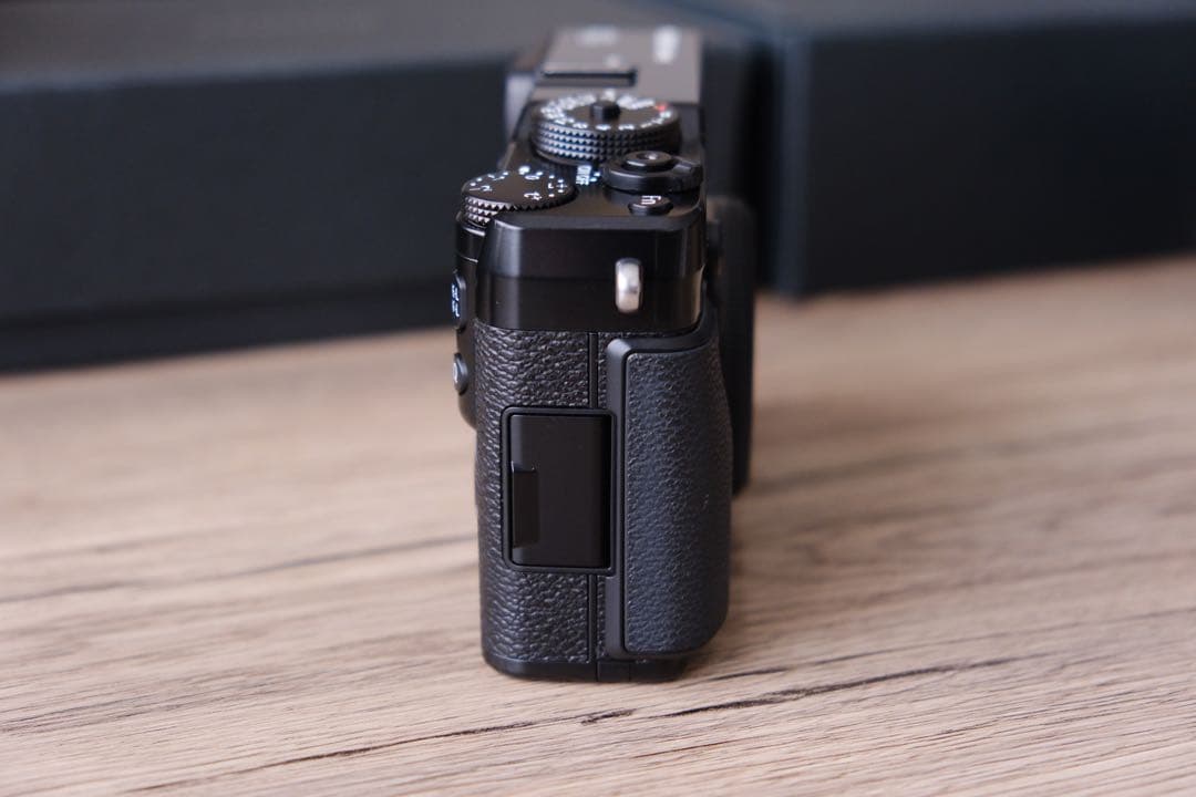 デジタルカメラ FUJIFILM X-PRO1 + Minolta 28mm F2.8