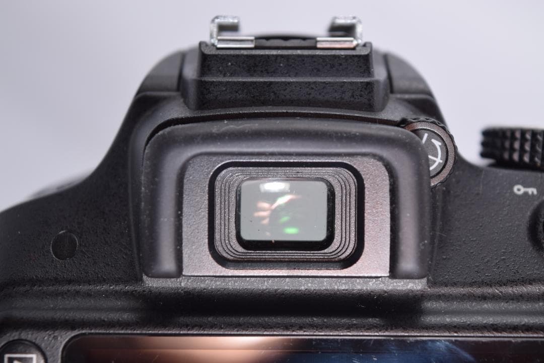 ✨　Nikon D3300 初心者デビューセット　シャッター数3000回