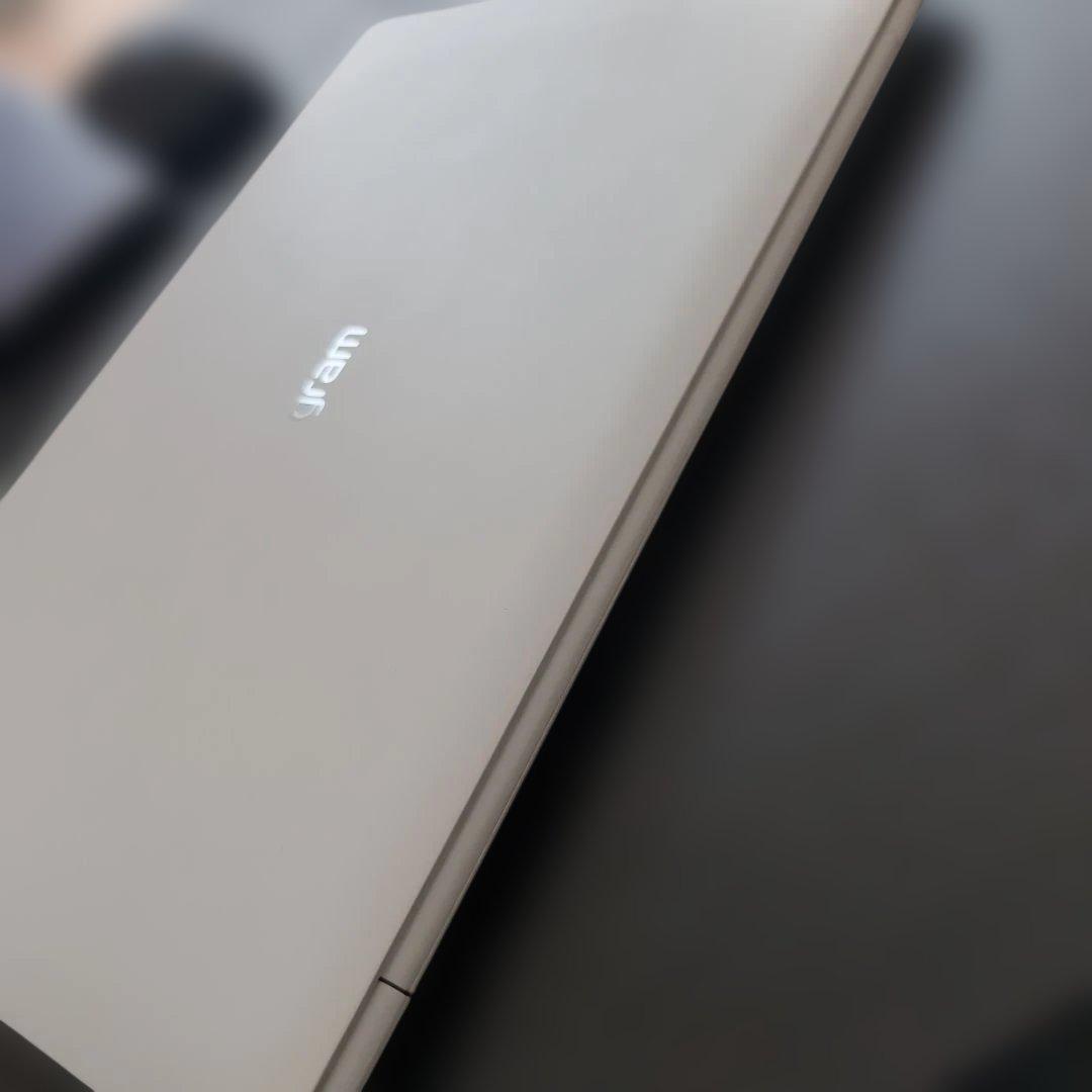 LG gram 14Z980 Office付属 モニター輝度ムラあり