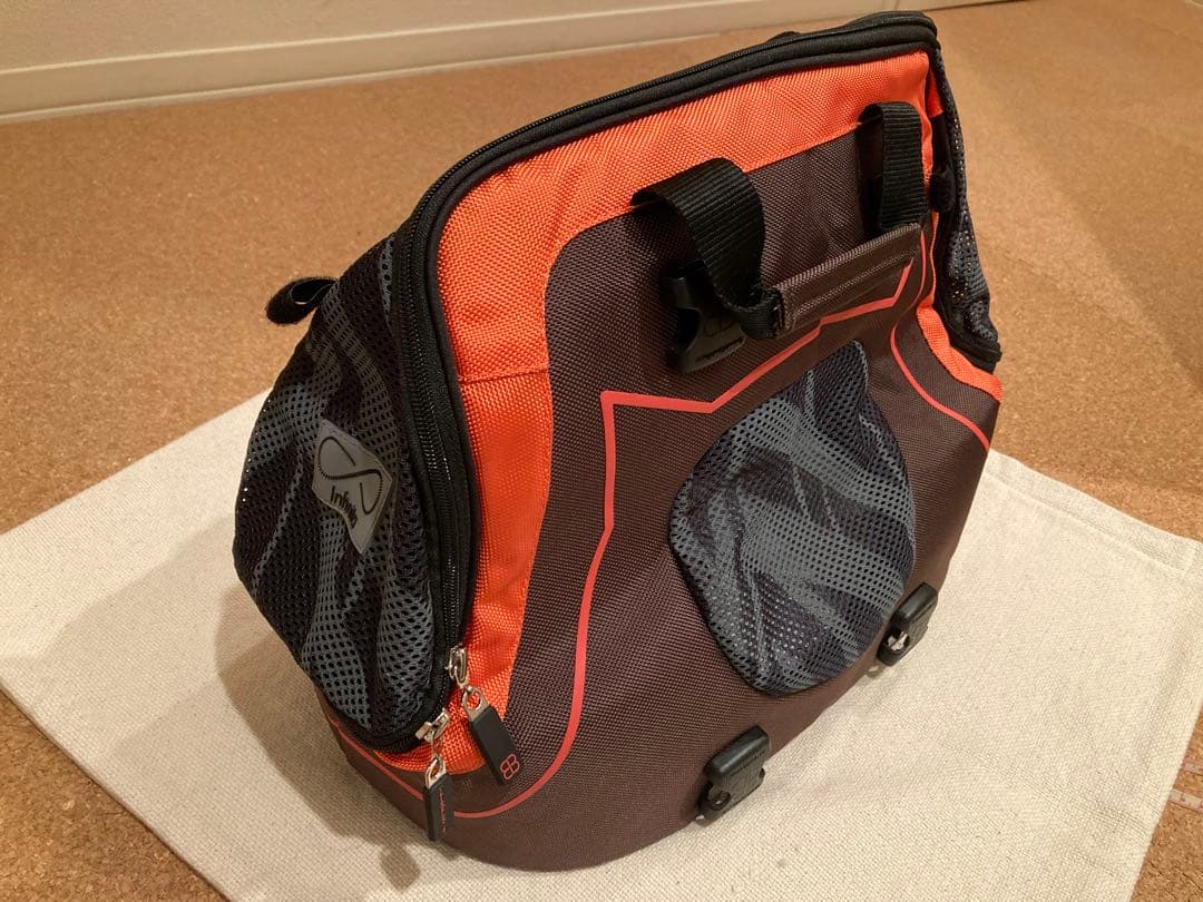 【新品・未使用】Infinitaペット用キャリーバッグ