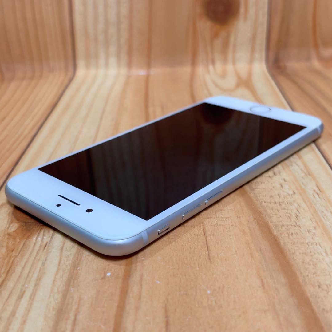 SIMフリー 本体 iPhone 8 64 GB シルバー 171 電池新品