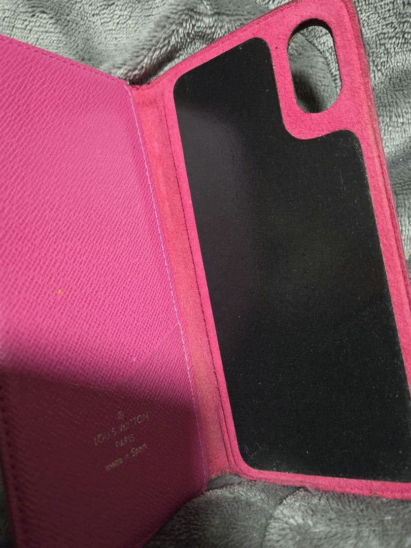 ルイヴィトン。iPhoneX.XS対応。手帳型携帯カバー。
