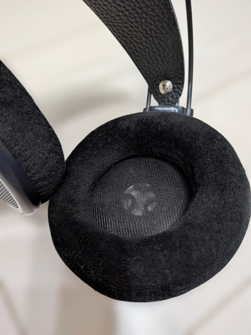 AKG K702 開放型リファレンスヘッドホン（動作確認済み）