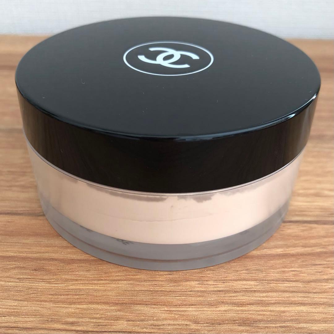 CHANEL プードゥル ユニヴェルセル リーブルN 20
