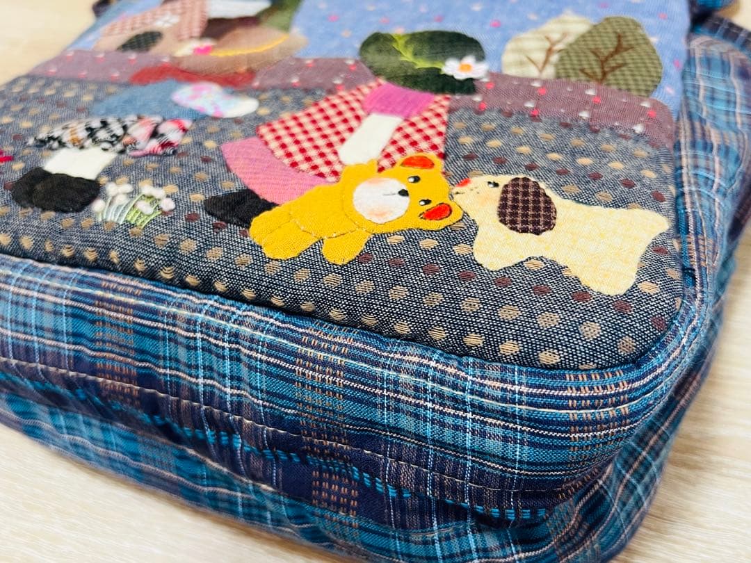 ★新作★スーちゃん＆お友達＆くま＊ショルダー大＊ハンドメイド＊パッチワーク