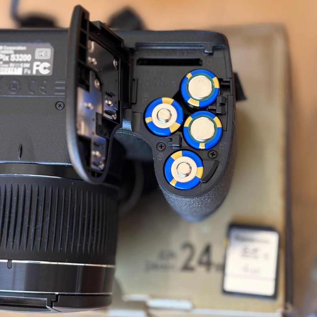 FUJIFILM FinePix S3200 24倍ズーム　元箱付き