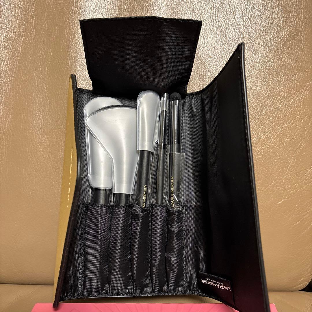 LAURA MERCIER アーティストギフトブラシコレクション 5本セット