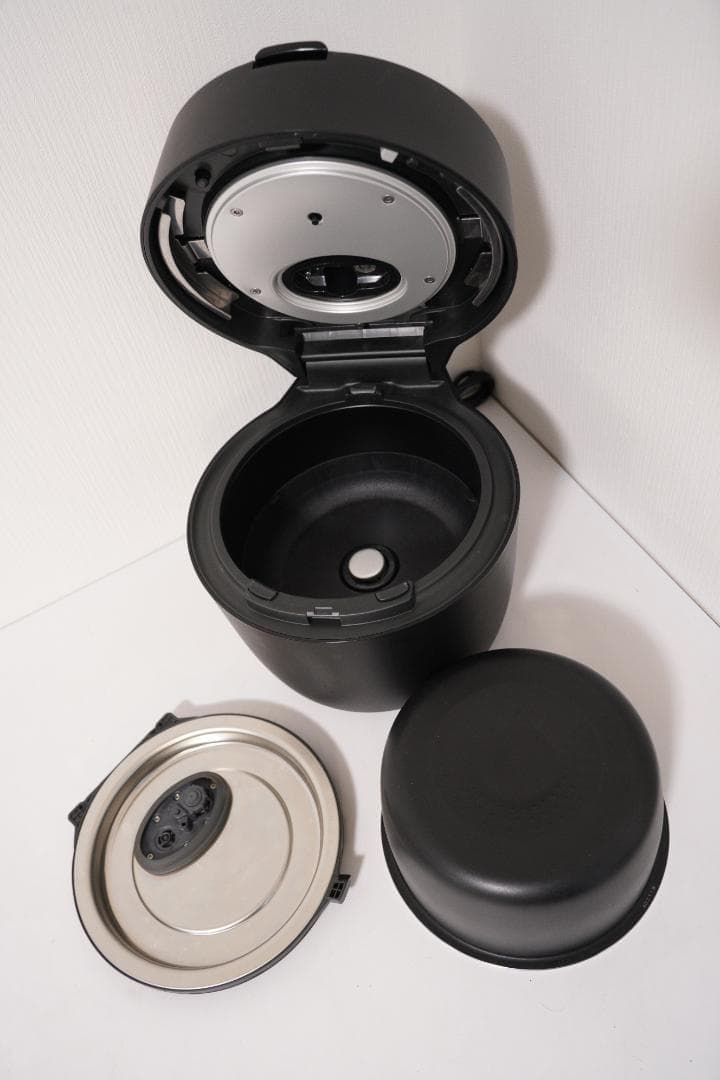 パナソニック 炊飯器 SR-CR10B 5合 24年製 圧力 IH ブラック