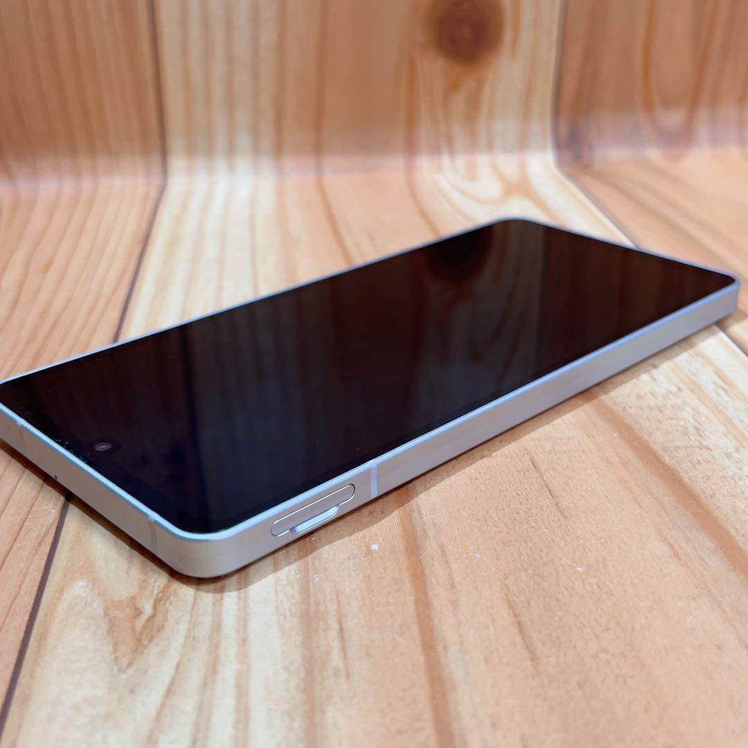 SIMフリー 本体 AQUOS sense 6 SHG05 64 GB 089J