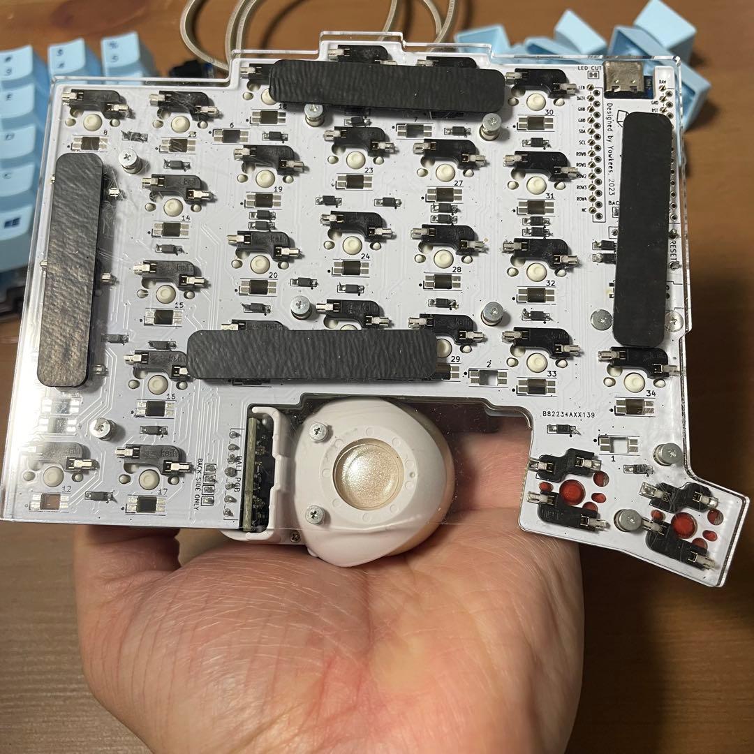 ジャンク keyball61 自作キーボード　分割キーボード