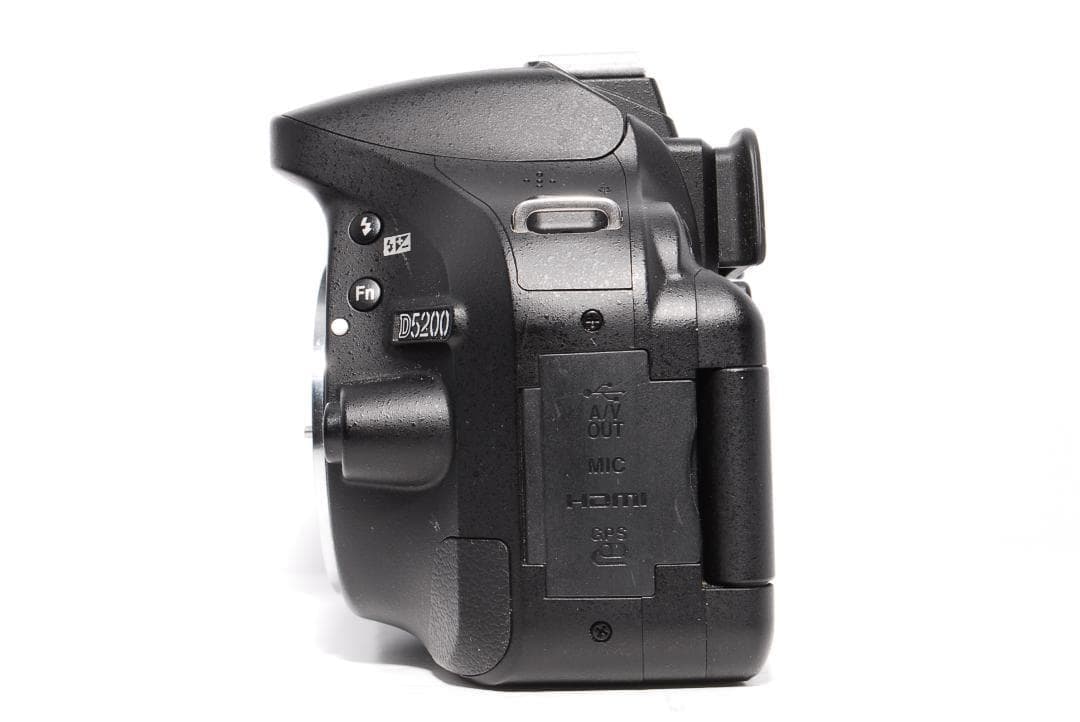 ✨スマホ転送可 自撮り可能機種✨Nikon D5200ダブルレンズセット