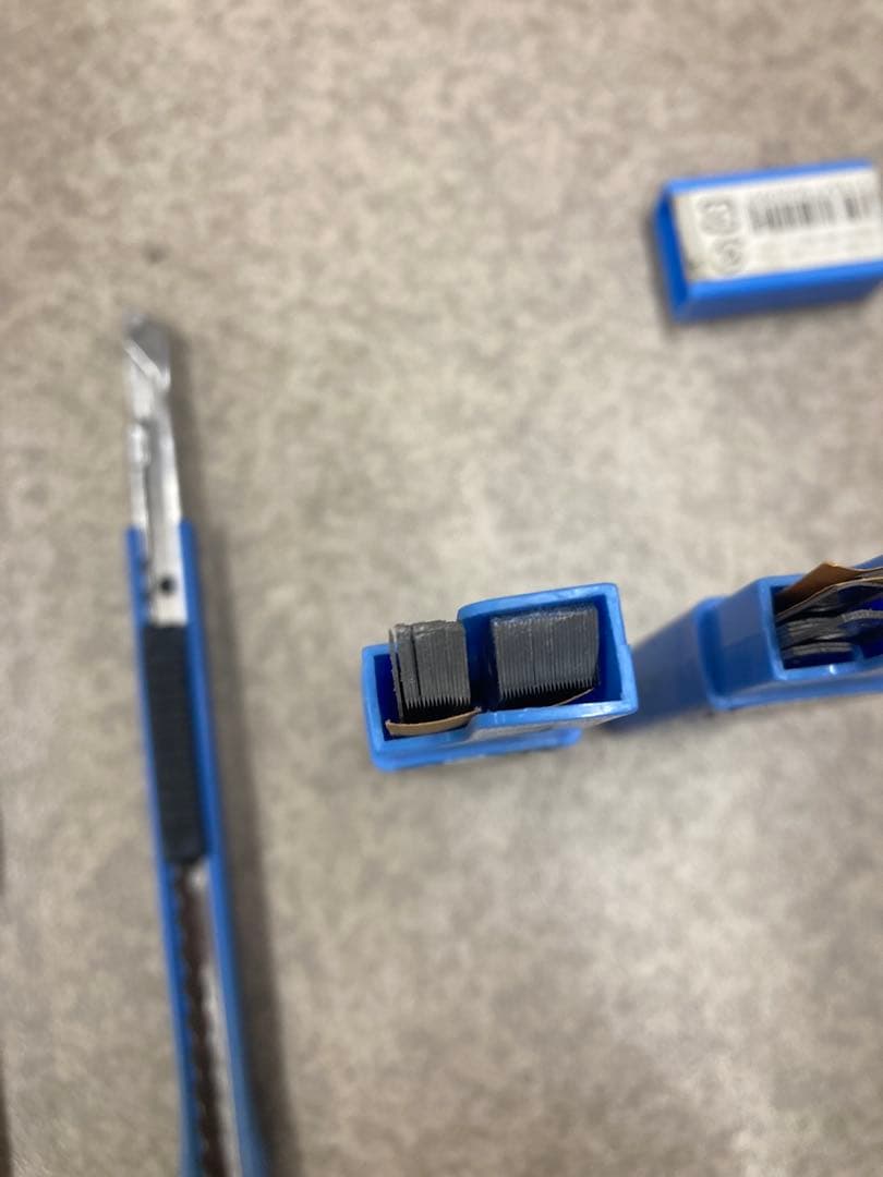 目透かし　カッター　職専