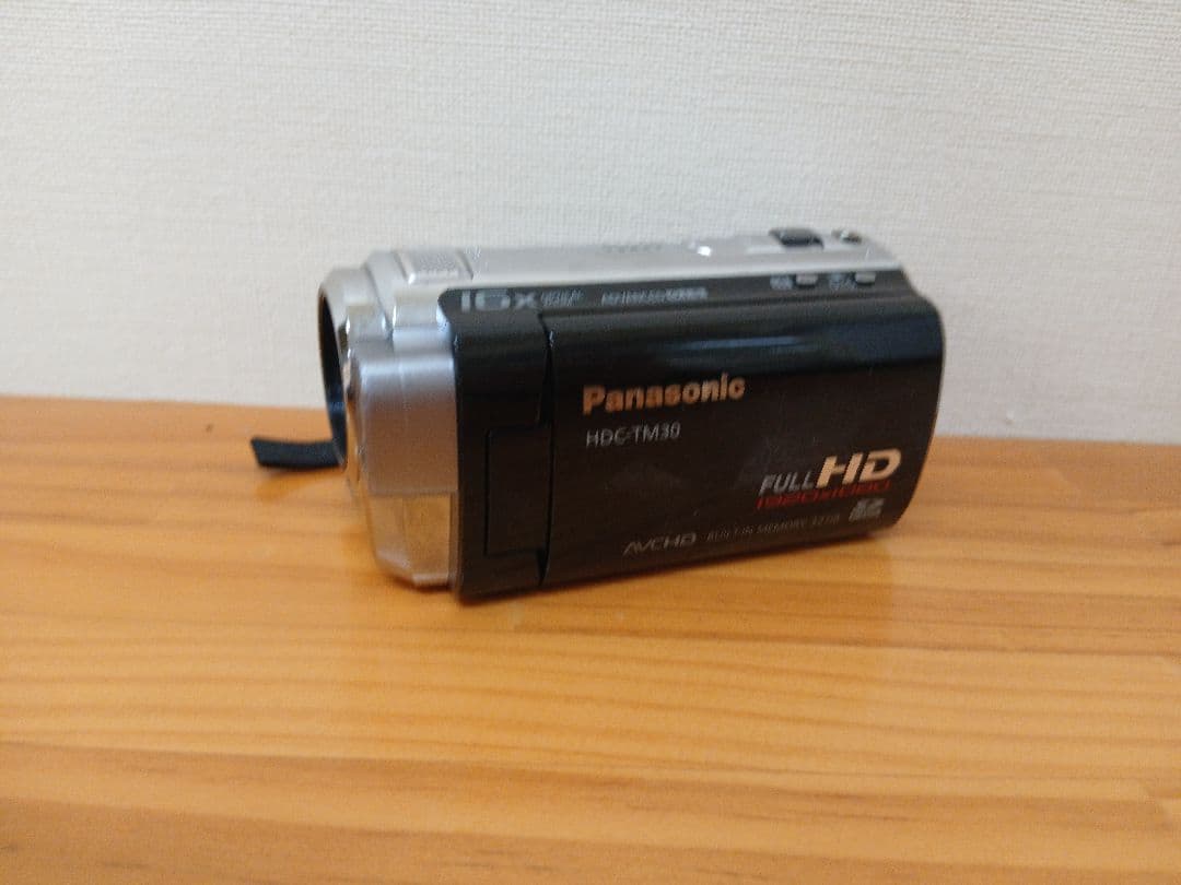Panasonic HDC-TM30 ビデオカメラ