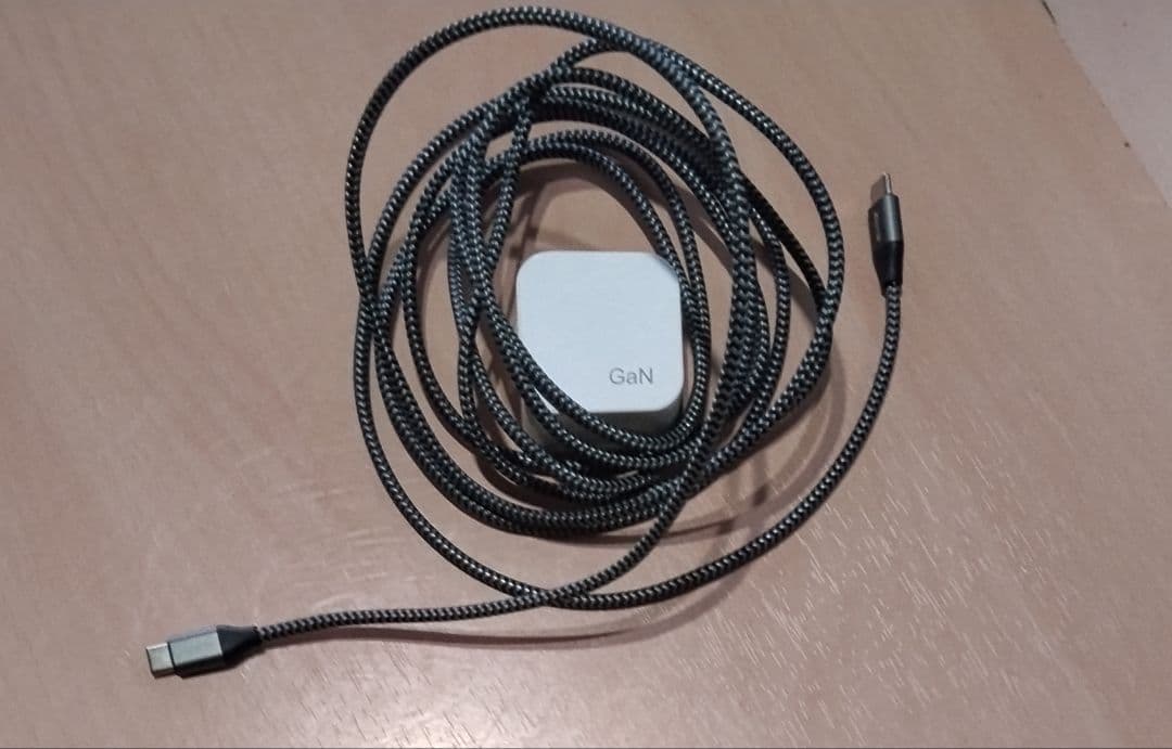 SIMロック解除済 au AQUOS Sense8 SHG11