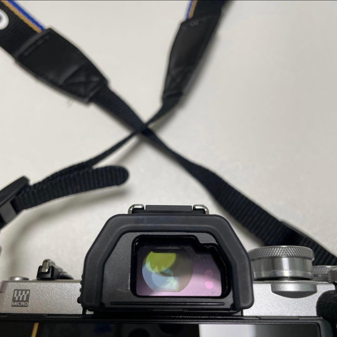 OLYMPUS OM-D E-M10 Mark IV EZ ダブルズームキット