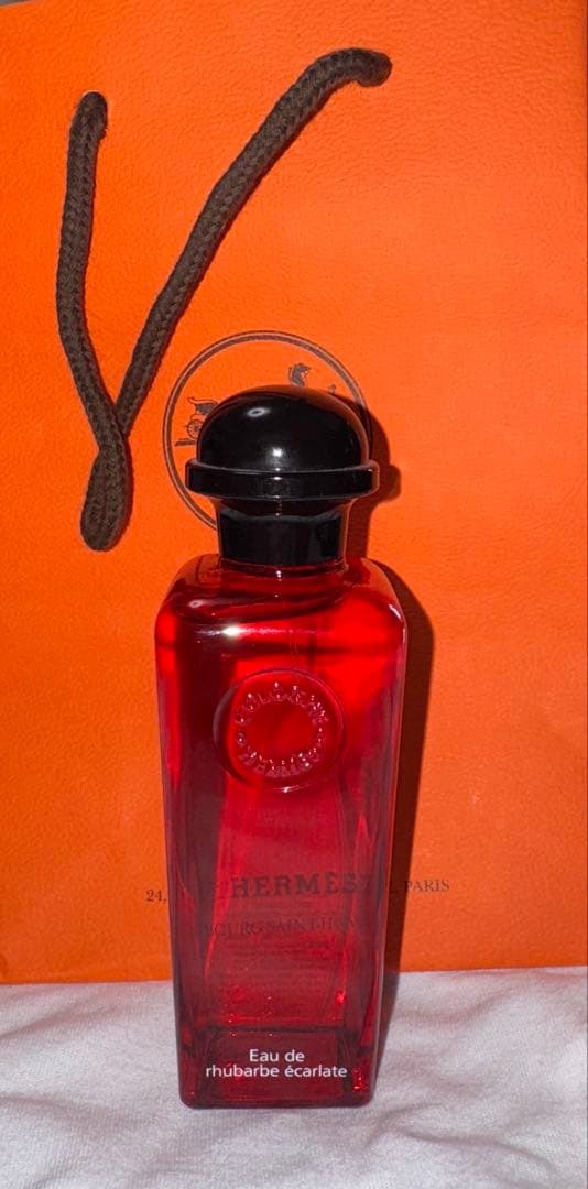 HERMES 香水 オードゥルバーブエカルラット