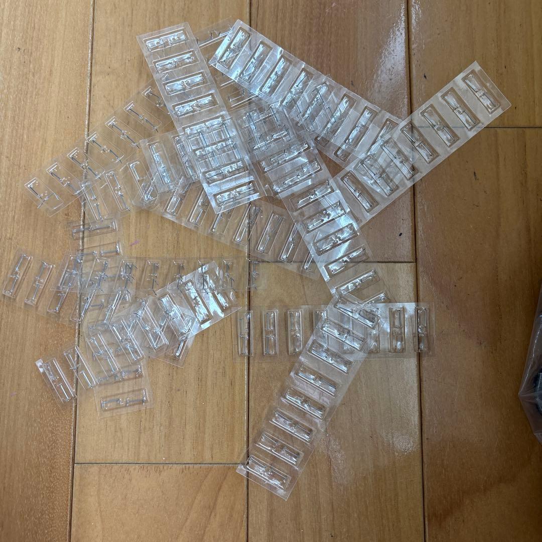 【テレビ壁掛金具】TVセッター壁美人Sサイズ　プレート、ホッチキス付き