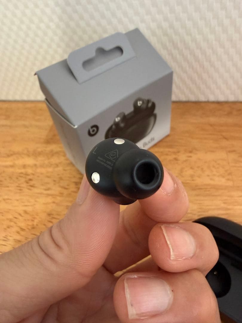 Beats Solo Buds ワイヤレスイヤフォン　ブラック 美品