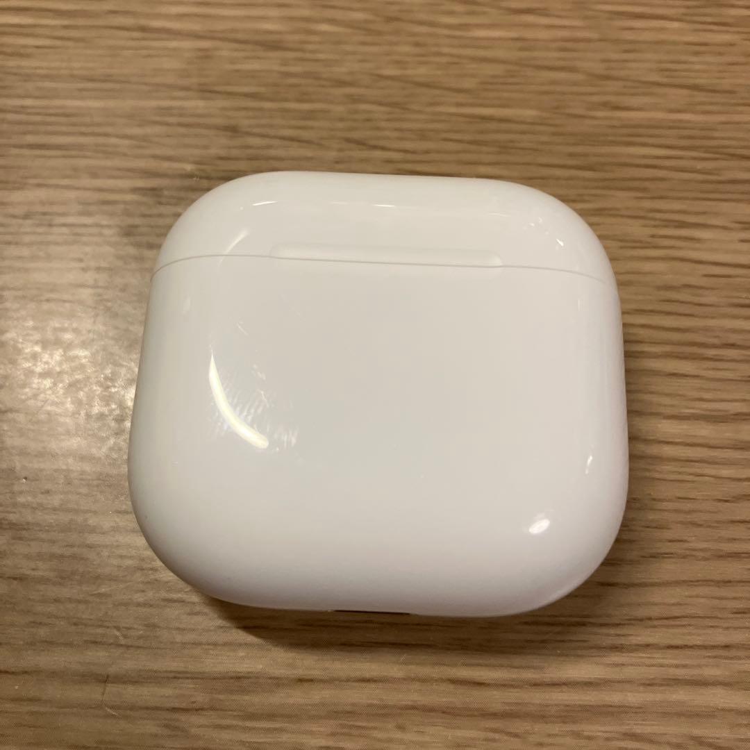 AirPods4 通常モデル 使用品 初期化済