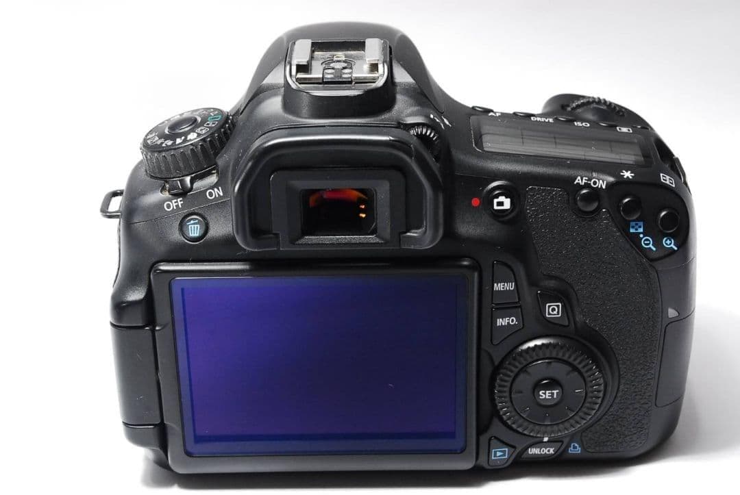 ♥思い出をキレイに♥Canon EOS 60D♥高画質1800万画素♥本格一眼