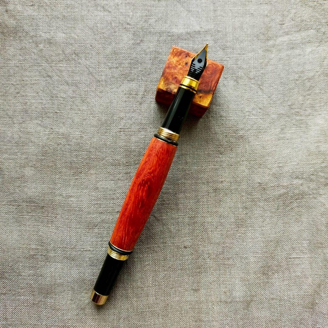 花梨　縮杢　ハンドメイド　木軸　万年筆