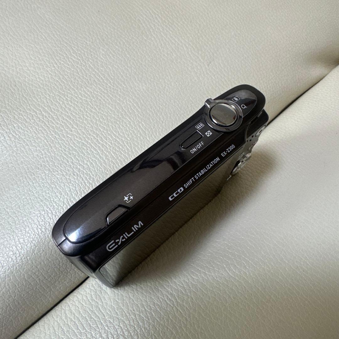 デジタルカメラ CASIO EXILIM EX-Z300