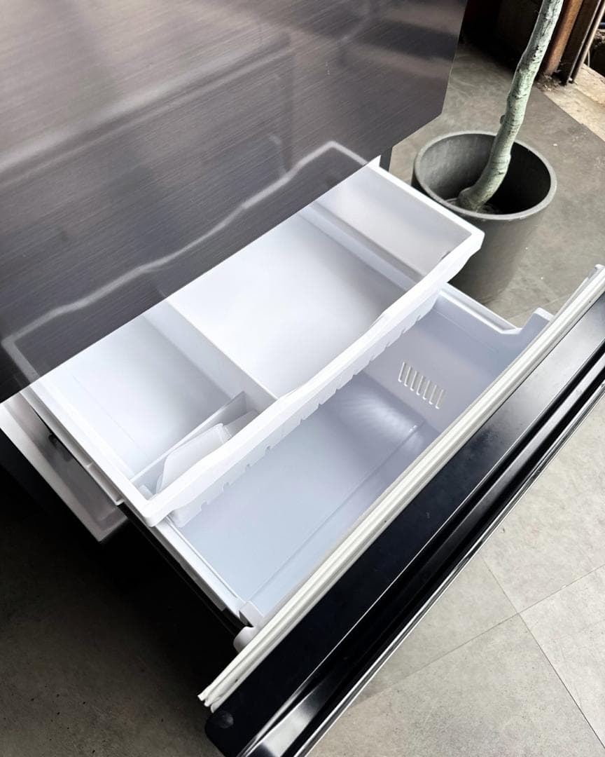 設置まで✨ HITACHI ファミリー用冷蔵庫 375L✨ 2022年製⭕️