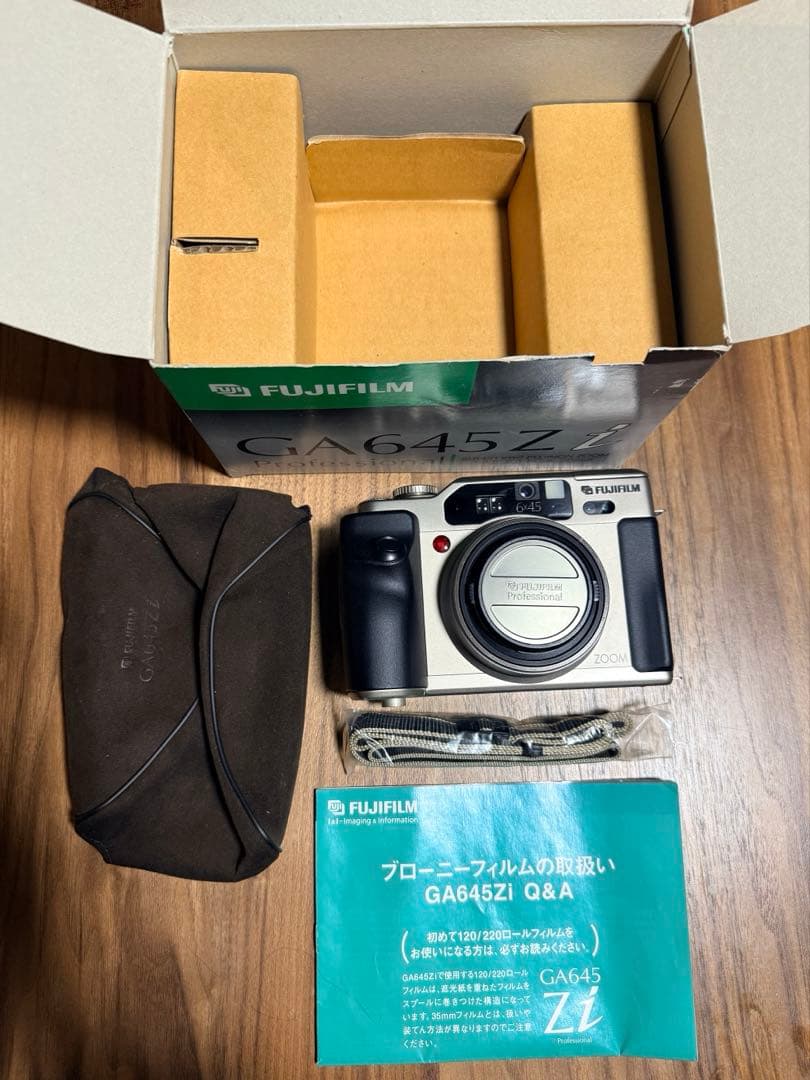 FUJIFILM GA645Z i 中判フィルムカメラ