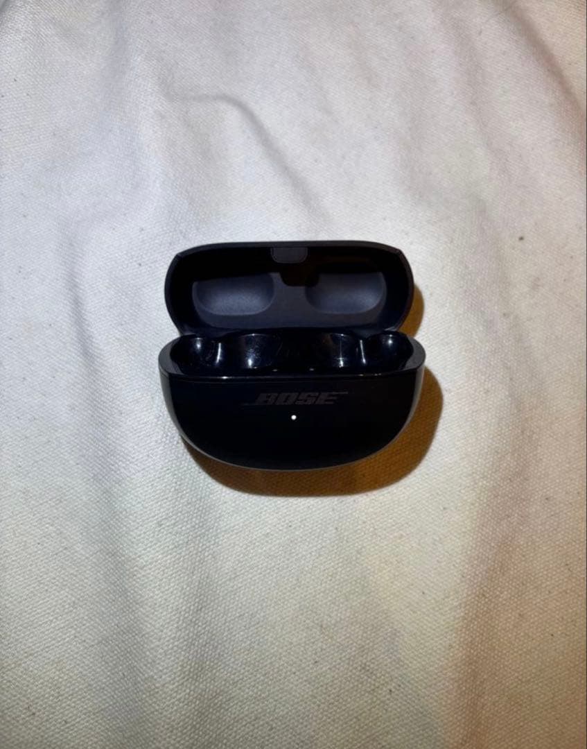 【最終値下げ】Bose Ultra Open Earbuds 充電ケースブラック