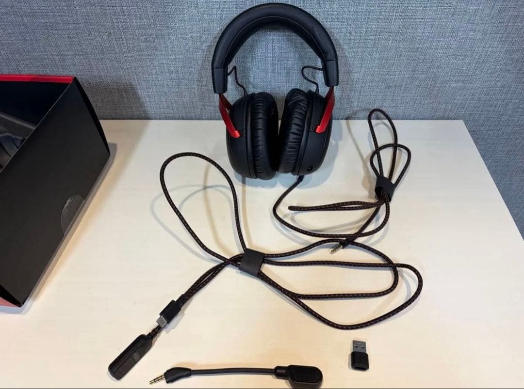 HyperX Cloud III ゲーミングヘッドセット ブラック レッド