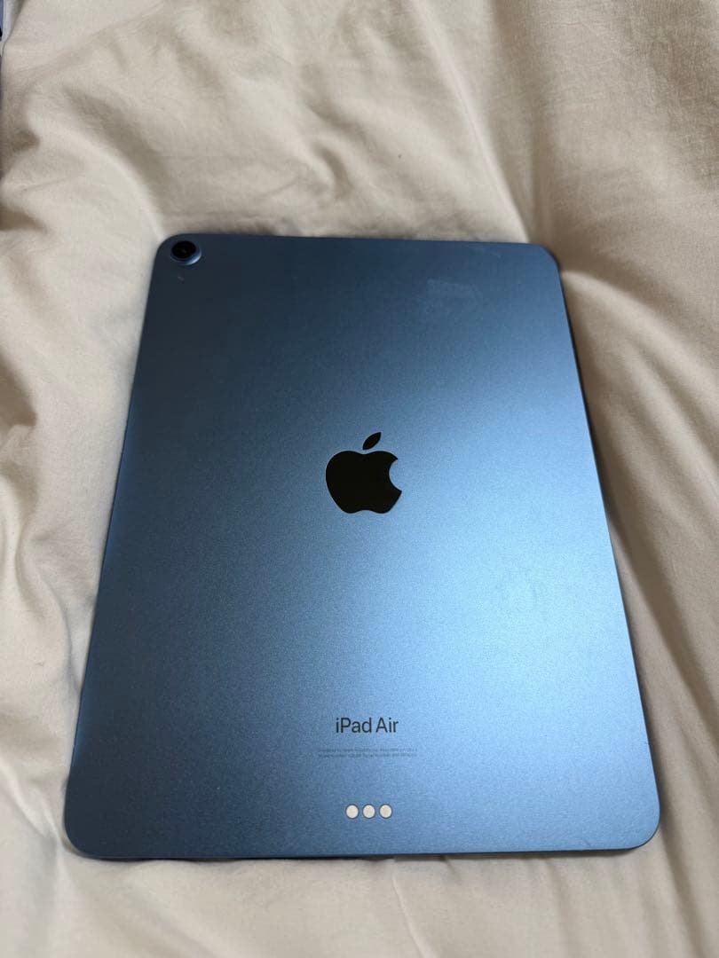 Apple iPad Air (ブルー) 第五世代　10.9インチ 本体