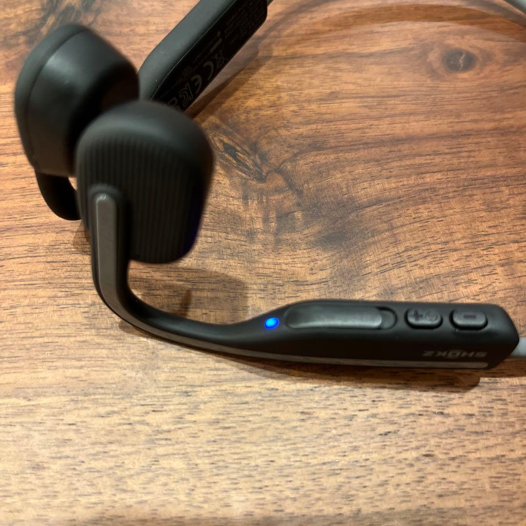 【美品】SHOKZ OPENMOVE 骨伝導イヤホン