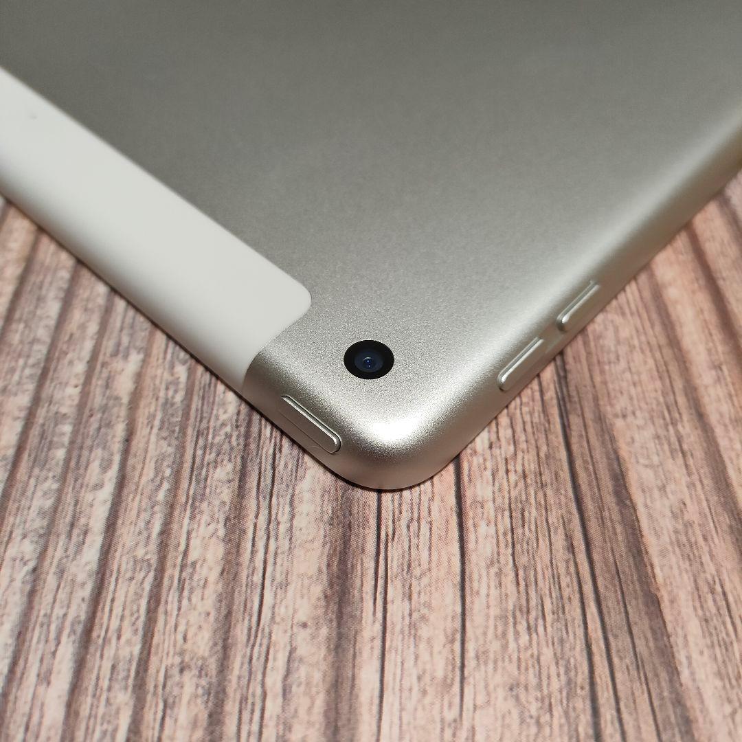 iPad 第7世代 128GB SIMフリー シルバー 美品 バッテリー90%