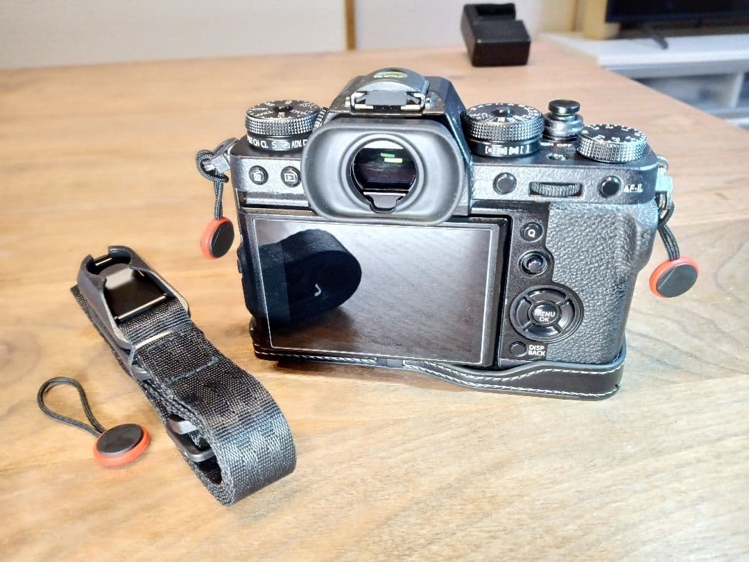 【カメラジャケット含む4特典付き】FUJIFILM X-T3 ボディ【返金保証】